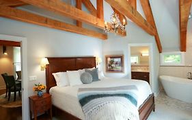 Woolverton Inn